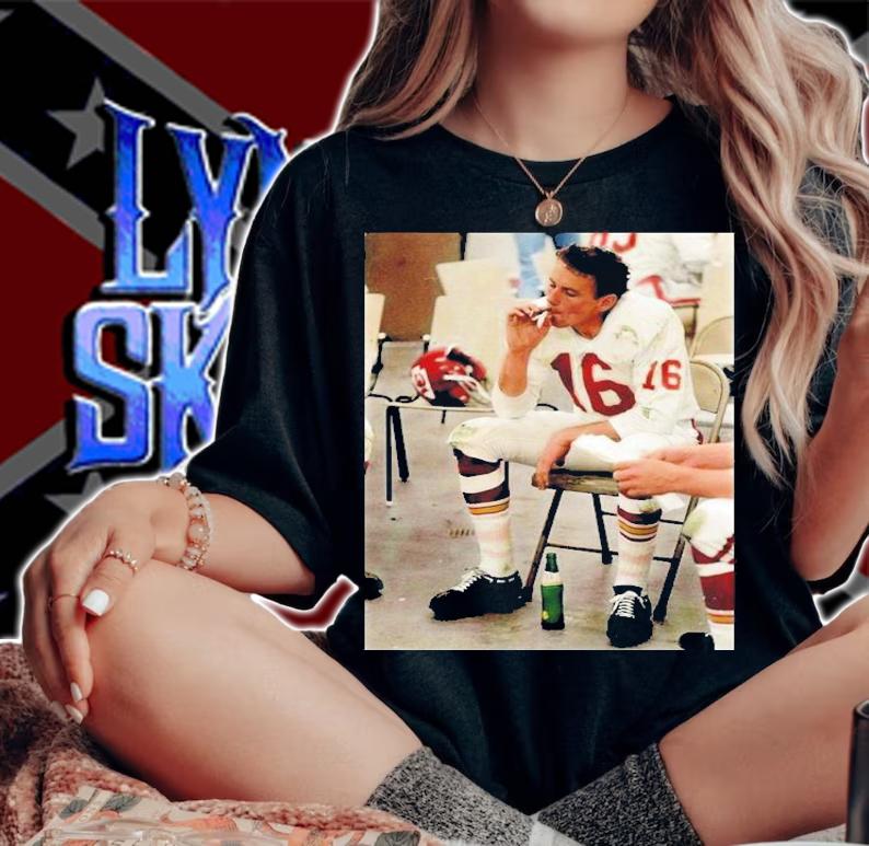 RIP Len Dawson Smoking 1935-2022 Shirt t-shirt