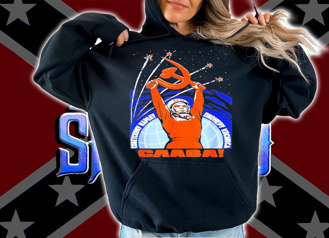 Soviet Space Astronaut Propaganda Retro T-Shirt t-shirt