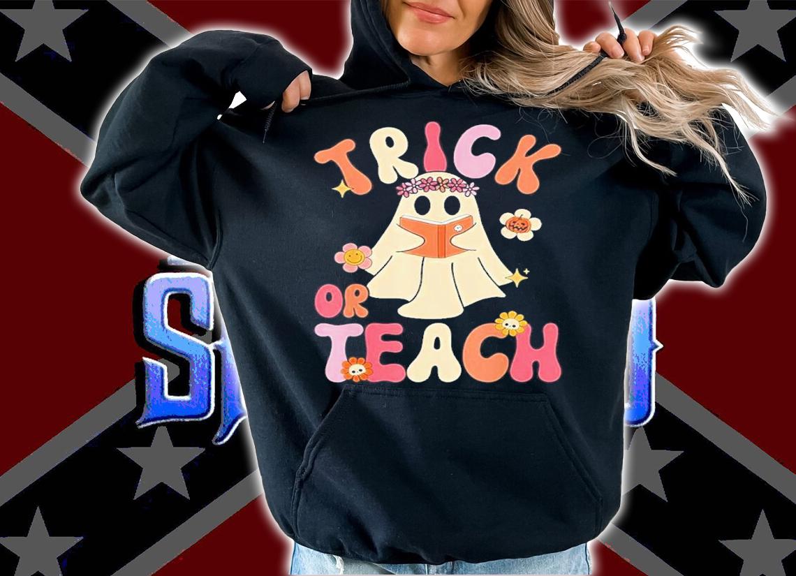 Teacher Halloween Groovy Halloween Trick Or Teach Retro Floral Ghost Shirt t-shirt