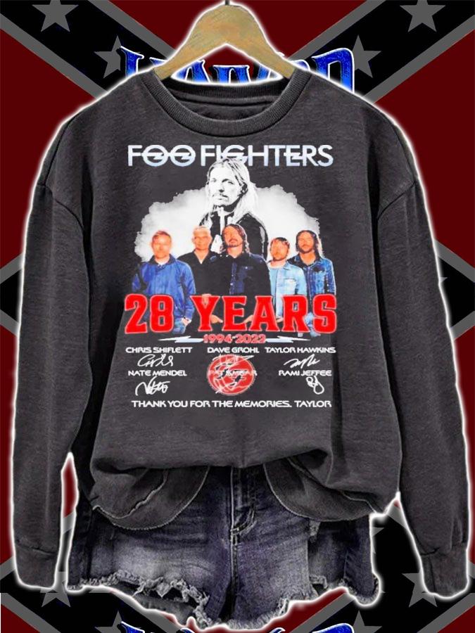 Foo Fighters 28 Years 1994-2022 Signatures Thank You For The Memories T-Shirt t-shirt
