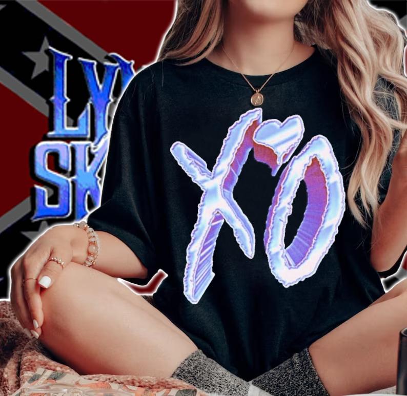 The Weekend Tour XO Shirt t-shirt