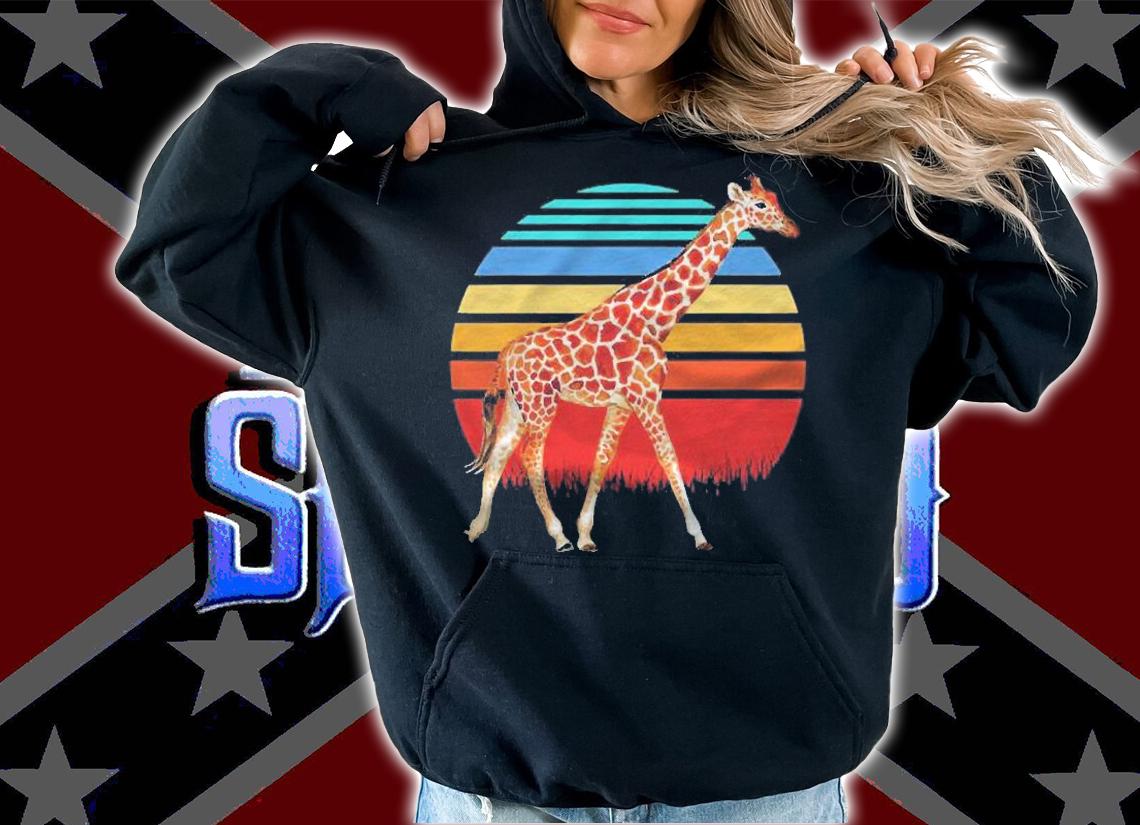 Animal Lover Gift Africa Sunset Zoo Keeper Giraffe Shirt t-shirt