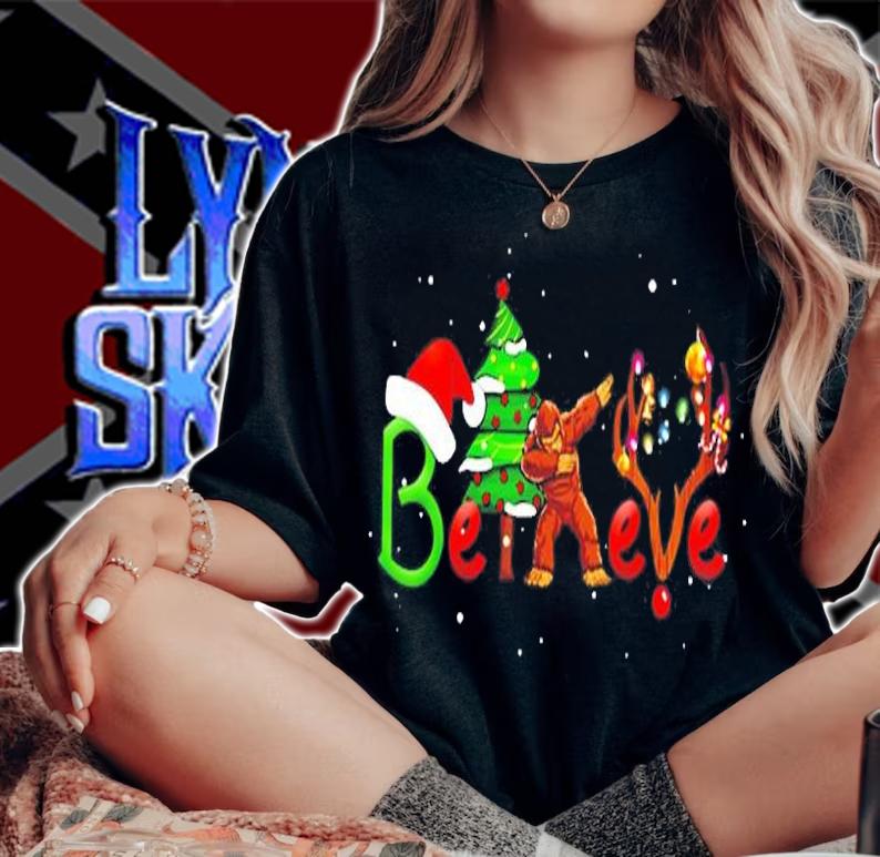 Believe Bigfoot Dabbing Christmas Quarantine Gift T-Shirt t-shirt