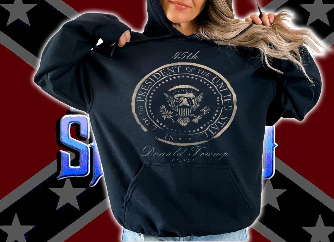 Donald Trump Gold Seal - 45th President Design T-Shirt t-shirt