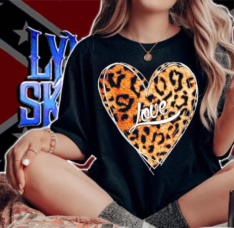 Valentines Day Leopard Print Heart Lover T-Shirt t-shirt woman shirt