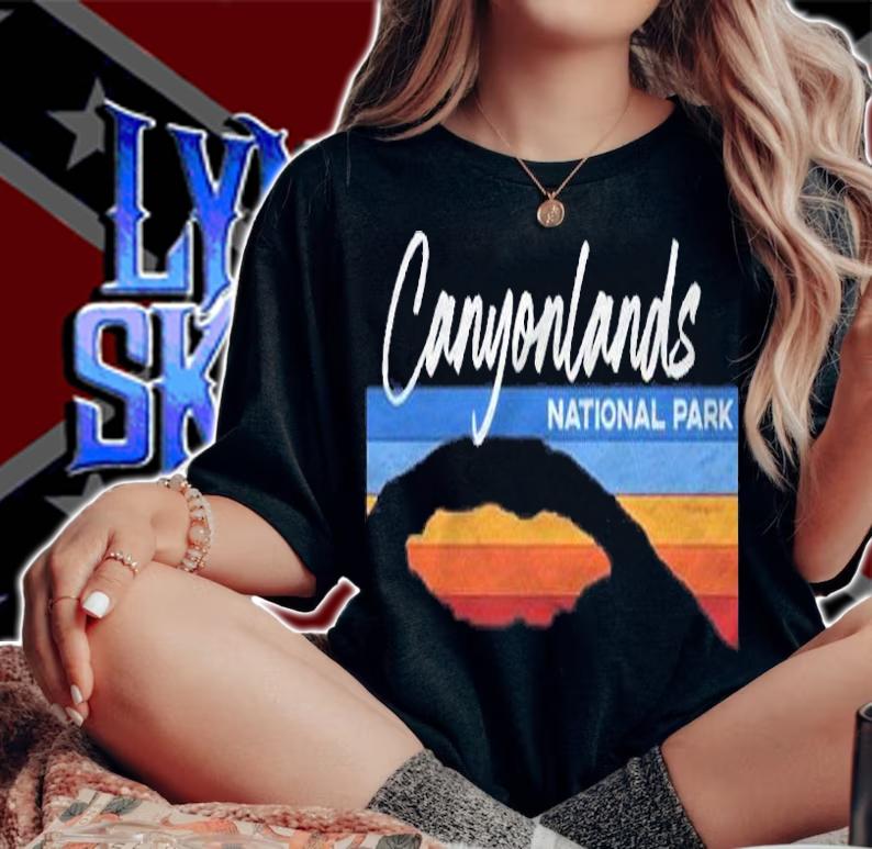 Canyonlands National Park Moab Utah Vacation Retro Ut Shirt t-shirt