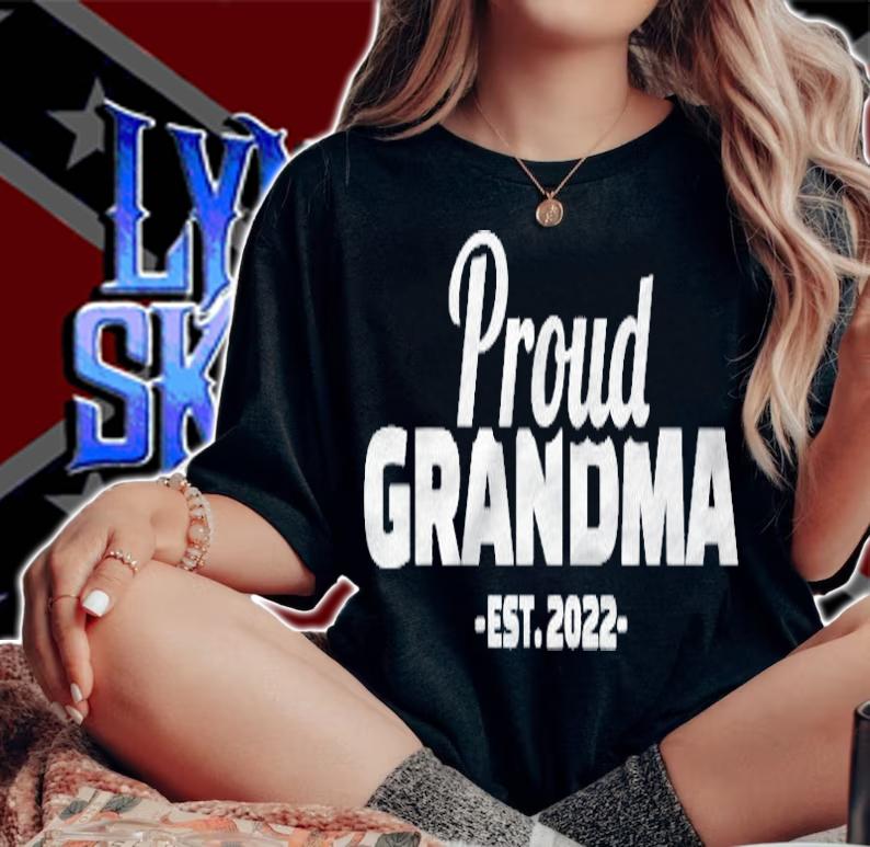 Proud Grandma Est. 2022 Matching Family T-shirt woman shirt