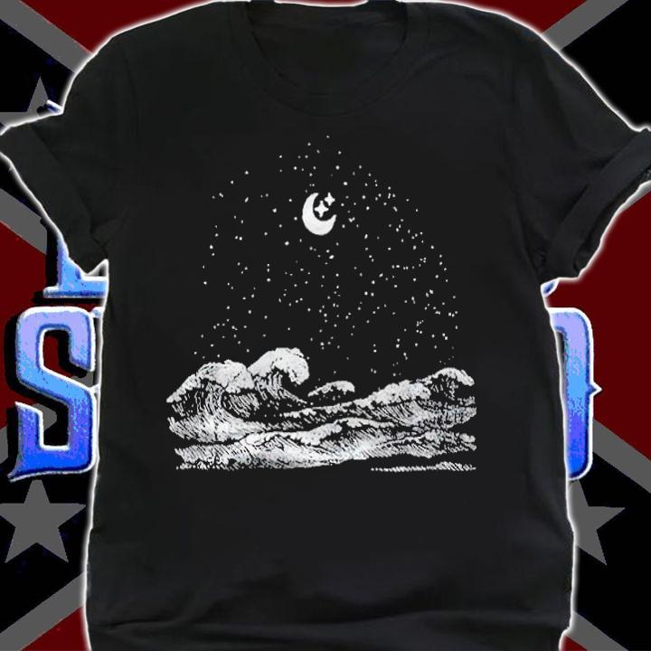 Tubbo By The Sea Moon T-shirt