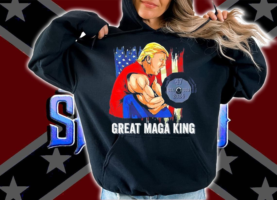 Vintage Old The Great MAGA King Ultra MAGA Patriotic Flag US T-Shirt