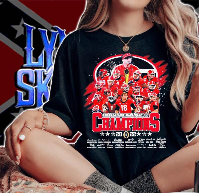Georgia Bulldog College Football Playoff Champions 2022 signatures shirt woman shirt