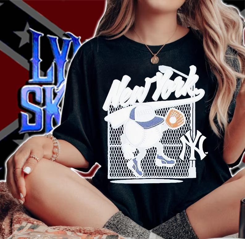 New York Yankees Infant On the Fence T-Shirt