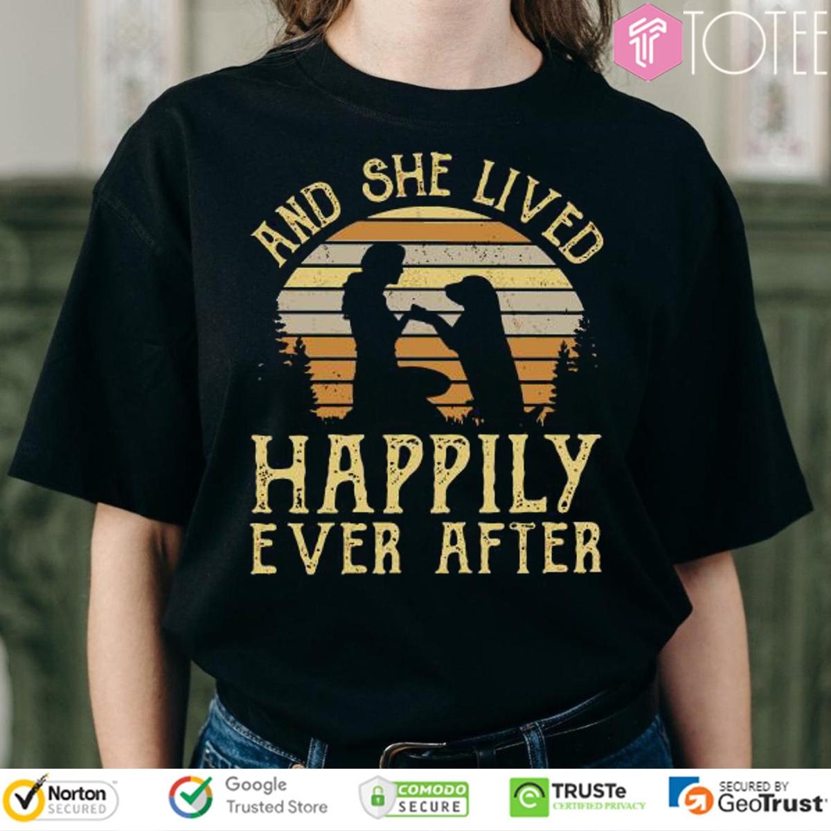 Girl And Her Dog She Lived Happily Ever After Sunset Vintage T-shirt